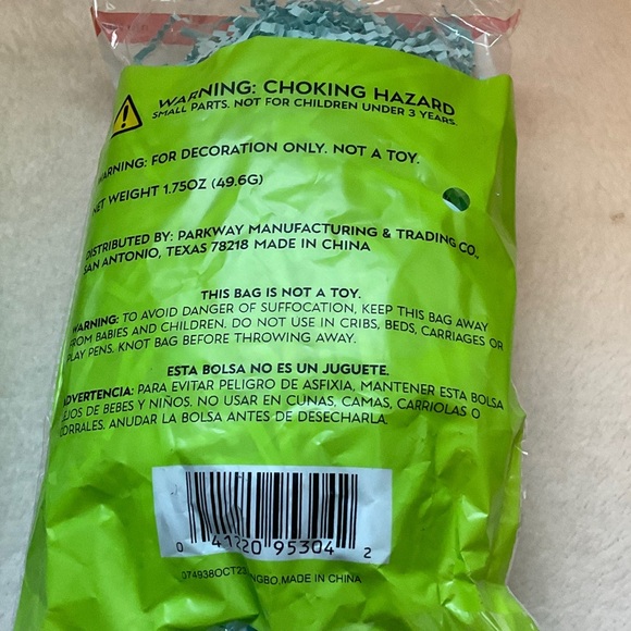 Shimmering Blue Paper Grass for Holiday Decor - Picture 3 of 4